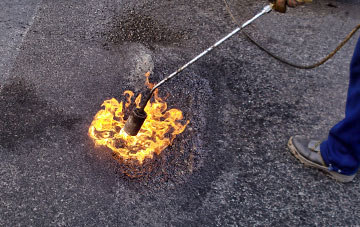 Mawdlam flat roofing repairs